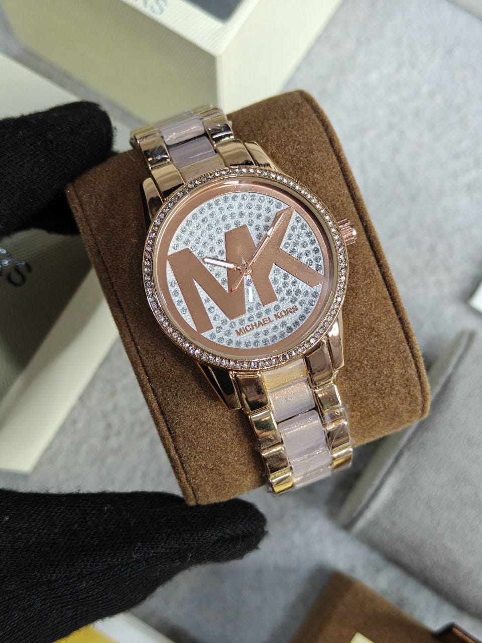 Michael Kors Luxury Rose Gold Stylish Girls Watch