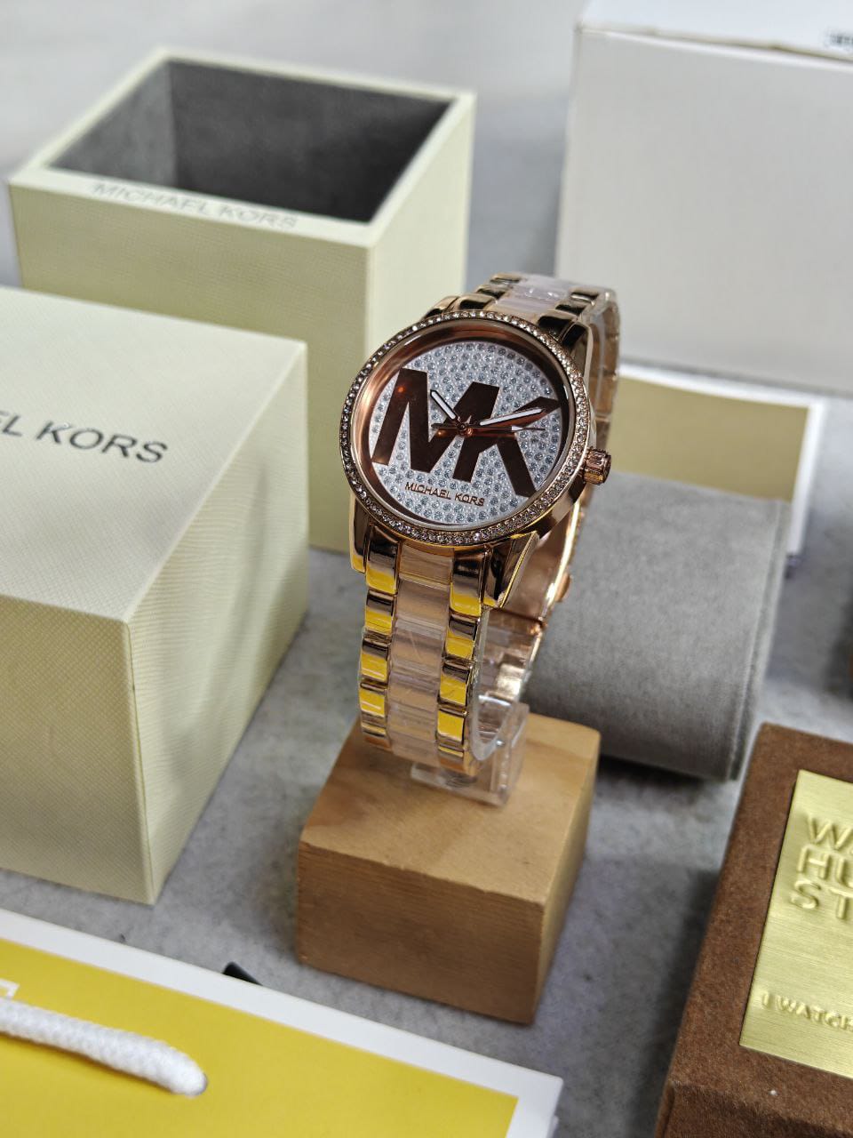 Michael Kors Luxury Rose Gold Stylish Girls Watch