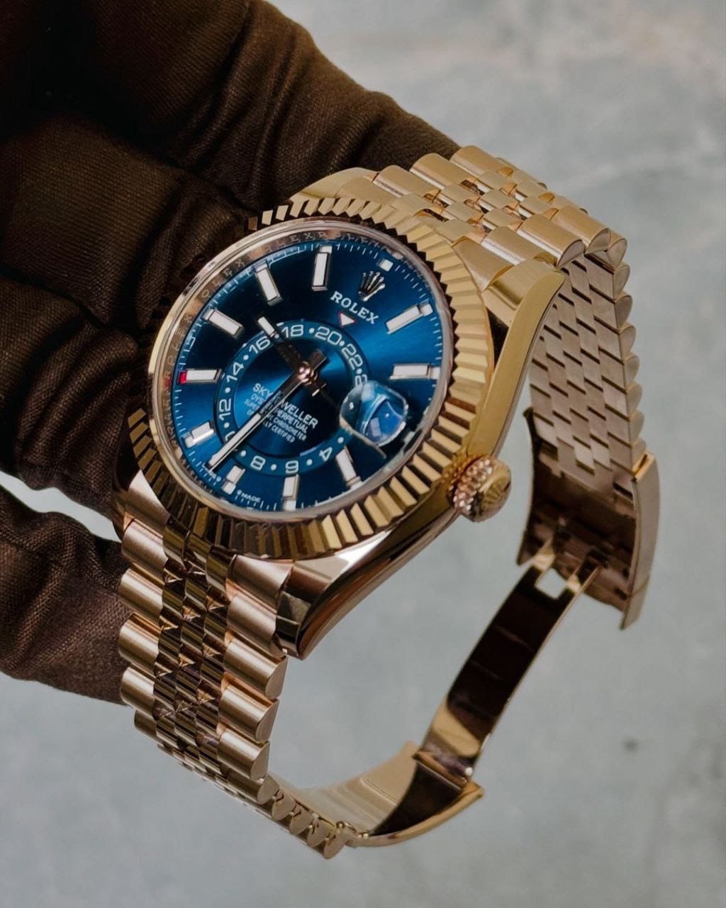 ROLEX SKY DWELLER 336935